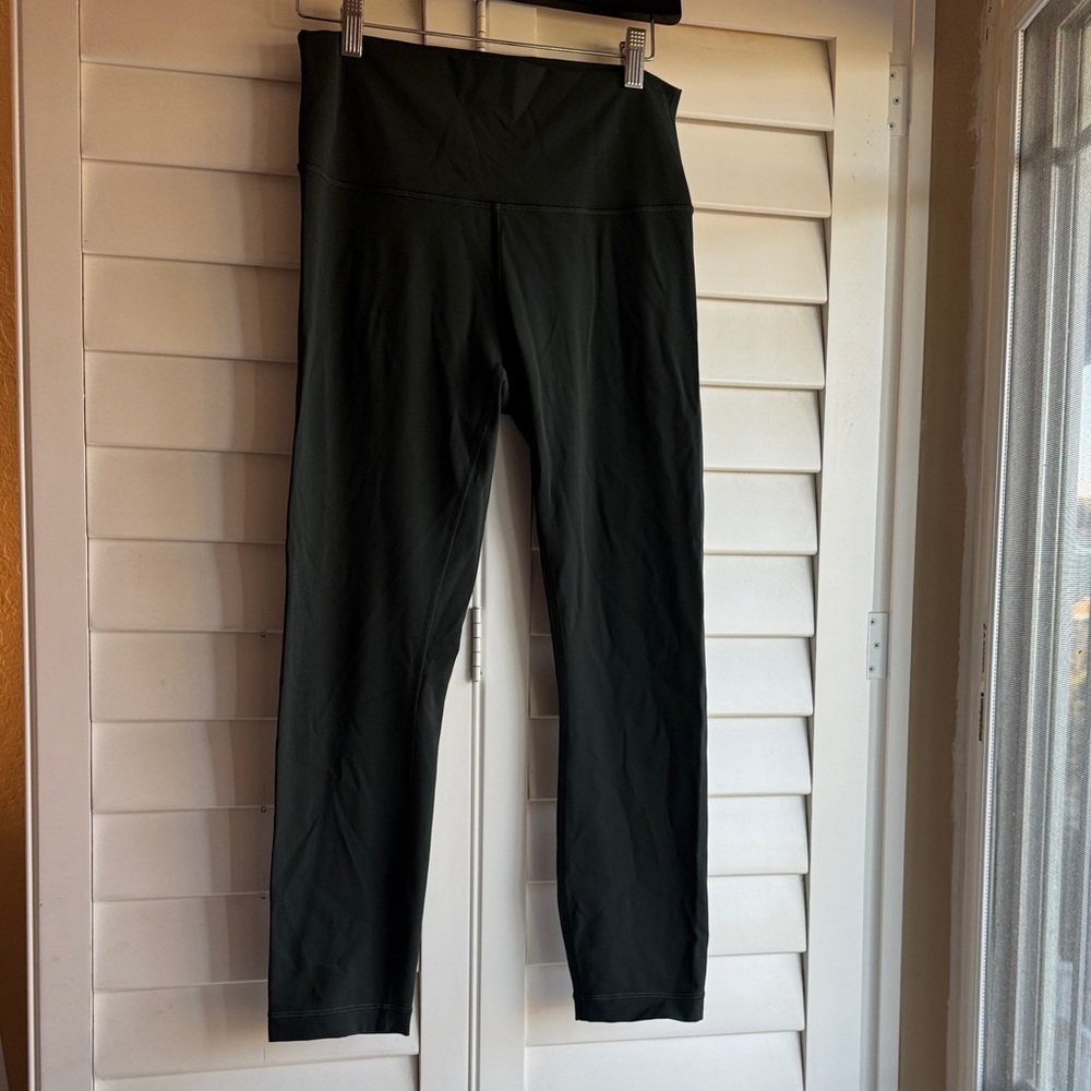 lululemon athletica dark green Leggings